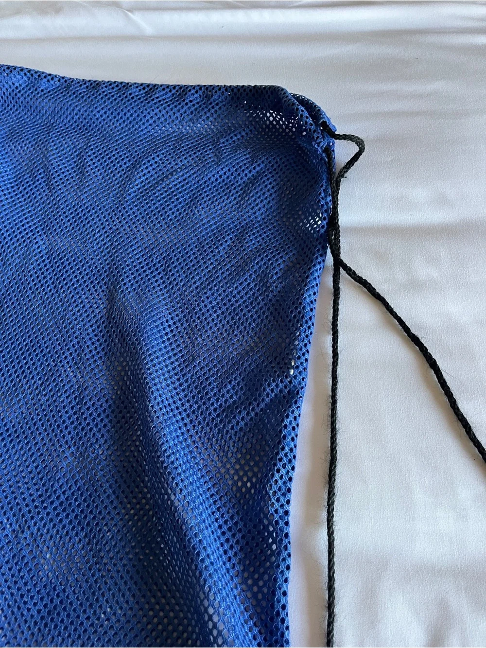 Sporti Blue Mesh Drawstring Swim Gear Bag Backpack 14x28 Wet/Dry Travel Sack